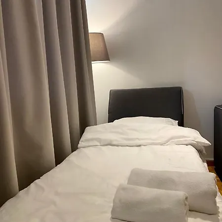 20, Centar