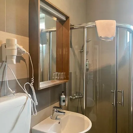 20, Centar * Brzece